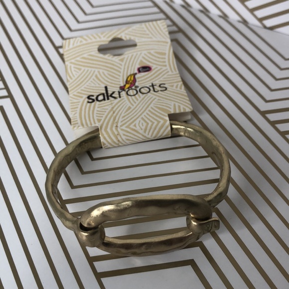 The SAK SAKROOTS Hammered Brass Vintage Inspired Bracelet NWT - Picture 6 of 10